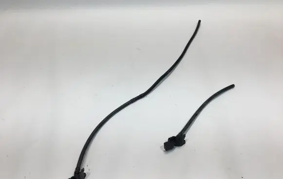 Toyota C-HR I Windshield washer spray nozzle 