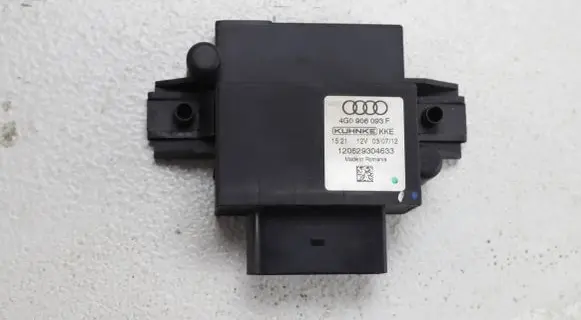 Audi A4 S4 B8 8K Fuel injection pump control unit/module 4G0906093