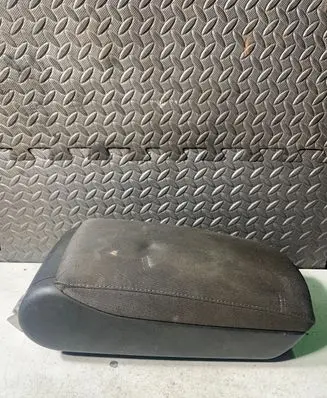 Audi A6 S6 C6 4F Armrest