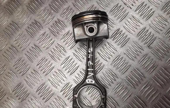Skoda Fabia Mk3 (NJ) Piston with connecting rod 04ER