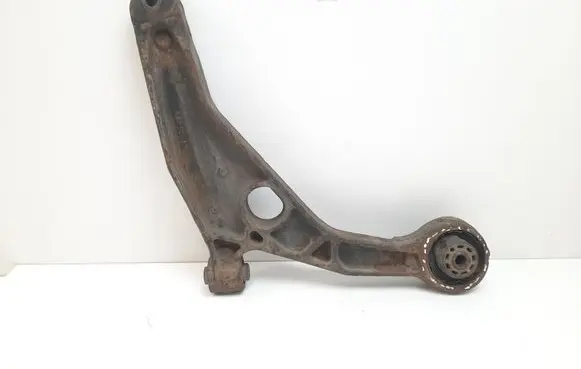 Fiat Freemont Front lower control arm/wishbone 04766423