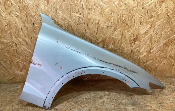 Volvo V60 Fender