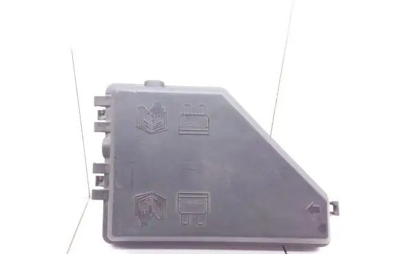 Rover 75 Fuse box cover 68376