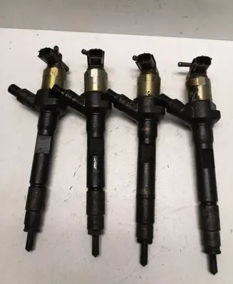 Mazda 6 Fuel injectors set R2AA13H50