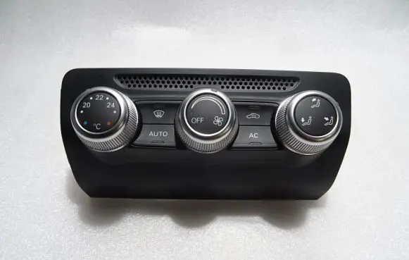 Audi A1 Climate control unit 8X0820043A