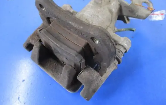 Renault Megane II Rear brake caliper