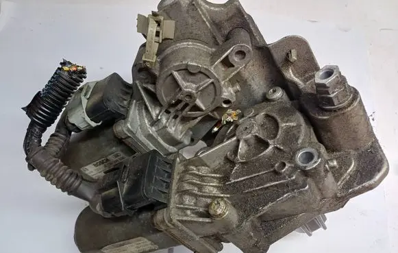 Opel Corsa C Gear selector/shifter in gearbox 0130008501 0130008500 G1D600105D