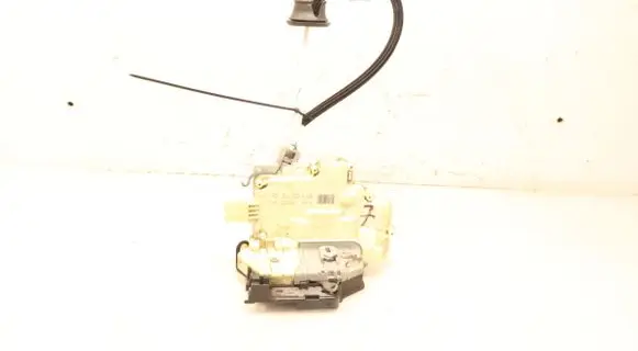 Audi Q7 4L Rear door lock 3C4839015A