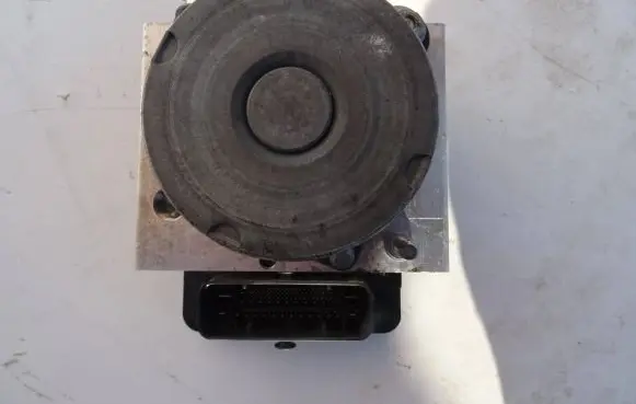 Mercedes-Benz Vito Viano W447 ABS Pump A4479008901 269528 1412023746411