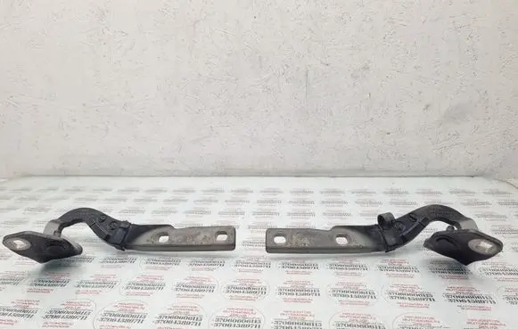 Audi A2 Tailgate/trunk/boot hinge 8Z0827300A 8Z0827299A