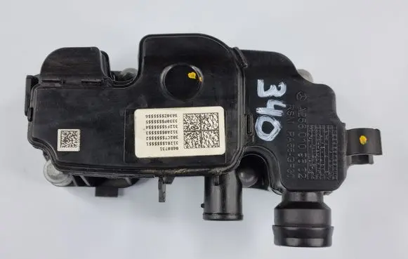 Mercedes-Benz GLS X167 Oil breather separator A2560109602