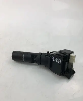 Nissan NP300 Indicator stalk 25260EA001