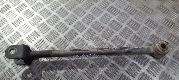 Rear upper control arm/wishbone