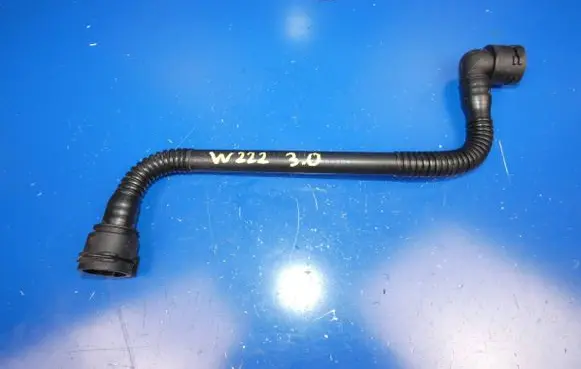 Mercedes-Benz S W222 Engine coolant pipe/hose