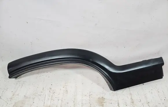 Ford Explorer Rear arch trim