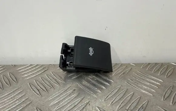 Dodge Durango III Engine bonnet (hood) release handle