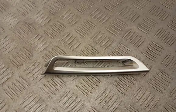 Mercedes-Benz S W222 Seat belt trim A2228680400