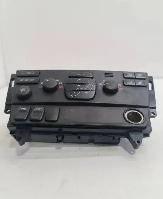 Volvo V70 Climate control unit 30746022 06W14E05 S77305272
