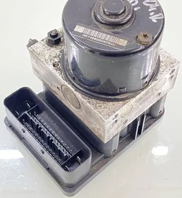 Skoda Octavia Mk1 (1U) ABS Pump 1J0614417D 10020600384 020600380844304
