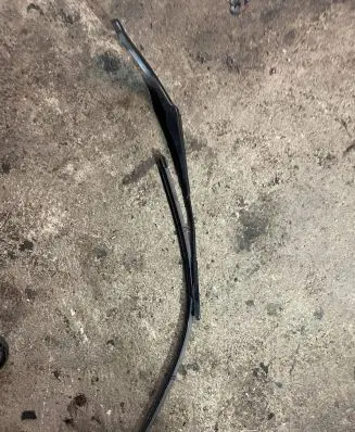 BMW 4 F36 Gran coupe Windshield/front glass wiper blade 000027229