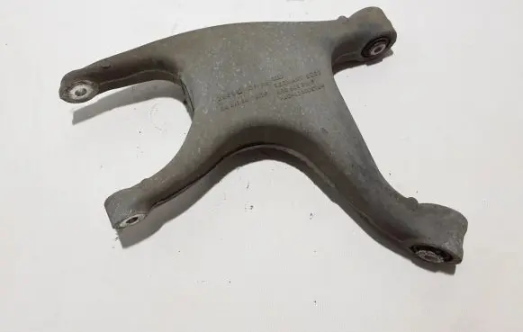 Audi A7 S7 4G Rear upper control arm/wishbone 8R0505311F