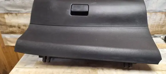 Toyota Auris 150 Glove box 5555202100