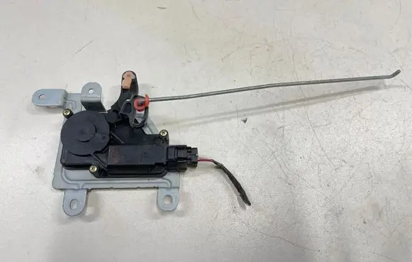 KIA Sorento Tailgate boot lock/latch motor 812403E000