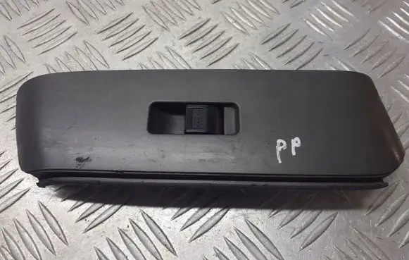 Honda Jazz Electric window control switch 83593-SAA-G010-M
