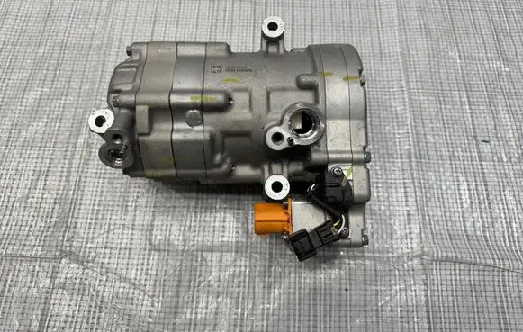 KIA Niro Air conditioning (A/C) compressor (pump) 977E1-AT000