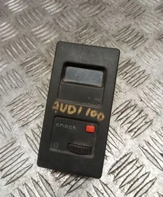 Audi 100 200 5000 C3 Clock 