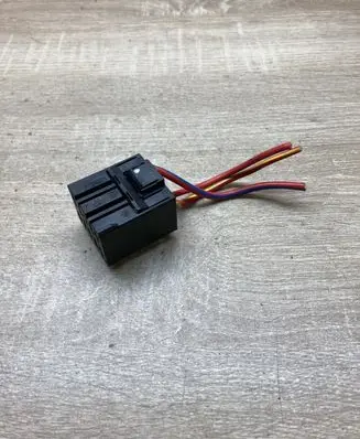 BMW 1 E81 E87 Plug wire 6931486