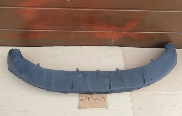 Audi Q3 8U Front bumper lip 8U0807061