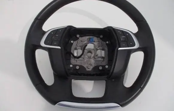 Citroen DS4 Steering wheel