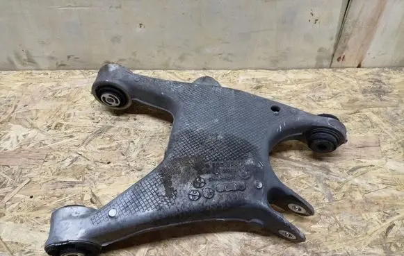 BMW 5 F10 F11 Front lower control arm/wishbone 560912