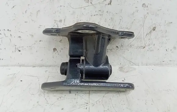 Mercedes-Benz ML W164 Front door lower hinge 