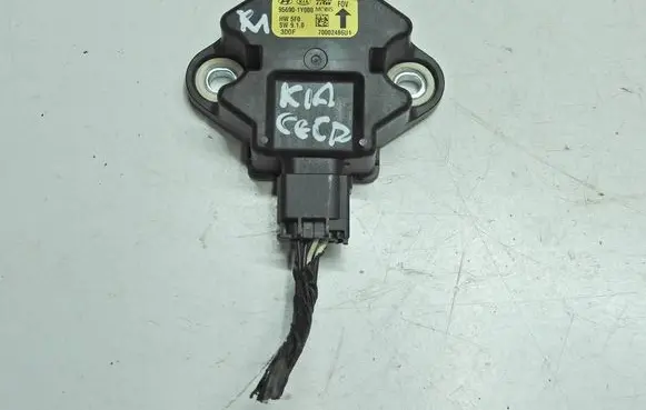 KIA Ceed ESP acceleration yaw rate sensor 95690-1Y000 70002486U