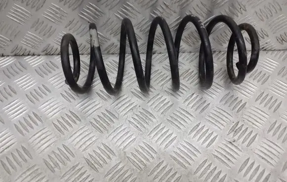 Toyota Yaris Rear coil spring