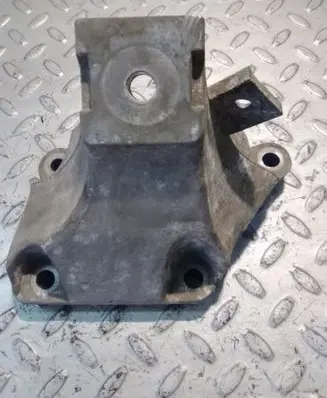 Audi A6 S6 C6 4F Engine mounting bracket 4F0199308AB