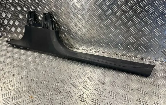 Peugeot 5008 II Front sill trim cover 9824110877