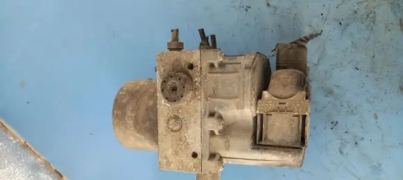 Ford Mondeo Mk III ABS Pump