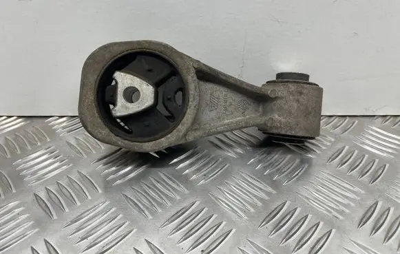 Nissan Juke I F15 Engine mount bracket XA8652110C