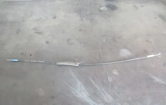 Toyota Corolla Verso AR10 Loading door cable line 