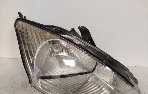 Ford Focus Headlight/headlamp HFD1521R00E 10560