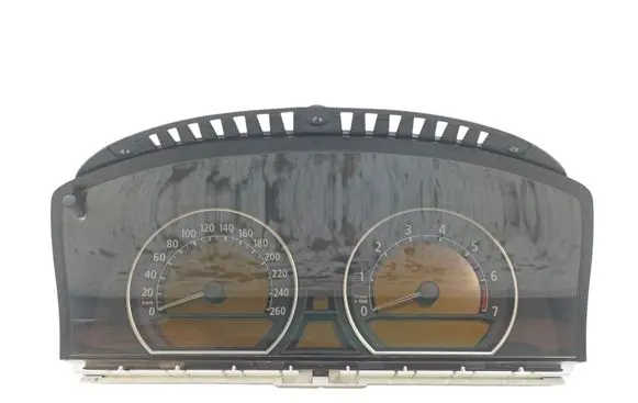 Speedometer (instrument cluster)