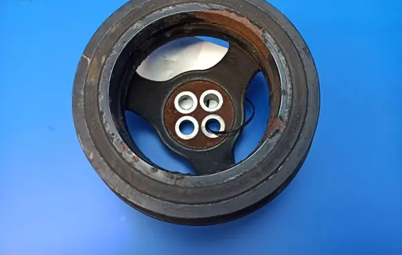 Mercedes-Benz E W212 Crankshaft pulley A6510300803