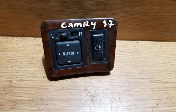 Toyota Camry Wing mirror switch