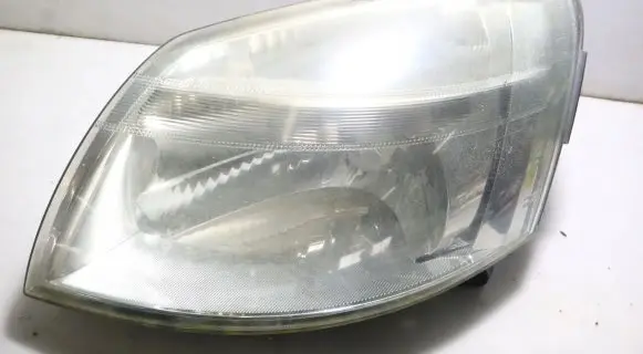 Peugeot Partner Headlight/headlamp