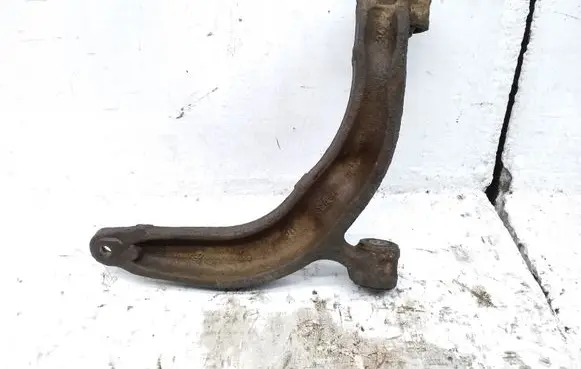 Volkswagen Transporter - Caravelle T5 Front lower control arm/wishbone