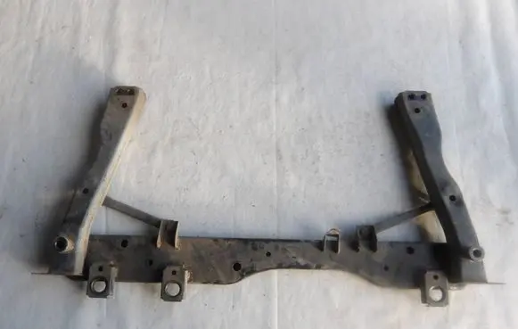 Nissan Qashqai Front bumper support beam 