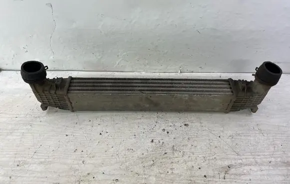 Ford Galaxy Intercooler radiator 0823856 132002748